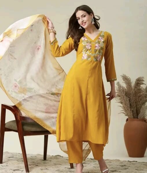 Women's Chinon Embroidered Anarkali Kurta, Pant & Dupatta Set